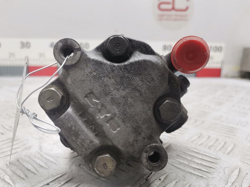 Насос гидроусилителя руля (ГУР) VOLKSWAGEN Golf IV 1997-2003