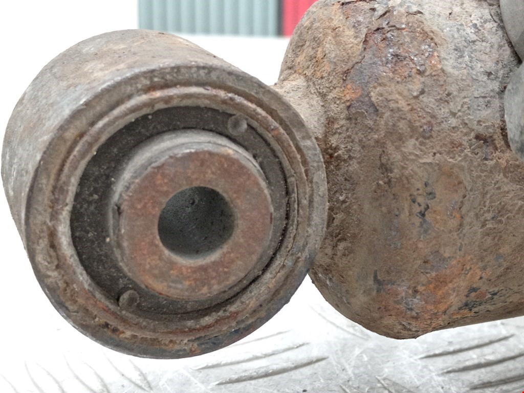 Амортизатор задний левый VOLKSWAGEN Touareg 2002-2010