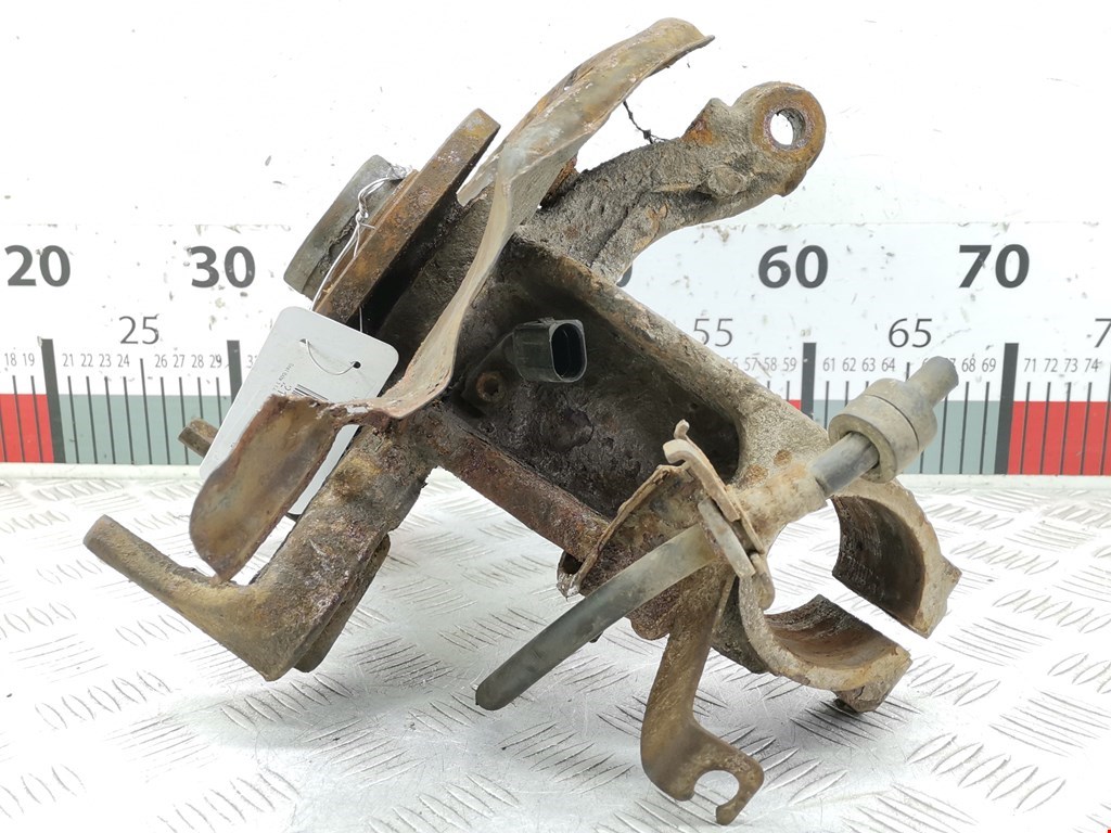 Ступица передняя правая SEAT Ibiza 2002-2008