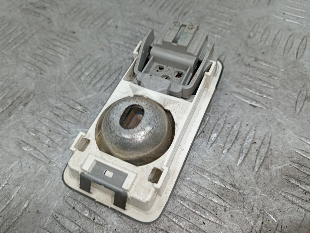 Плафон салонный (салона фонарь) PEUGEOT 206 1998-2012