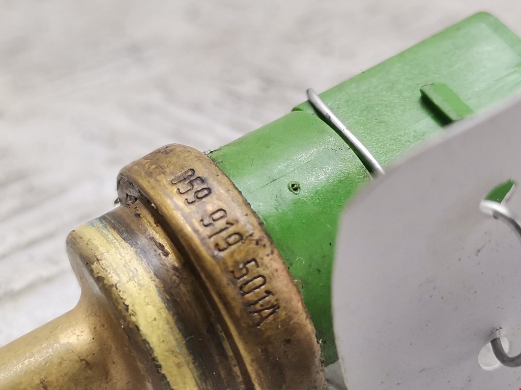 Датчик температуры (охлаждающей жидкости) VOLKSWAGEN Bora 1998-2005