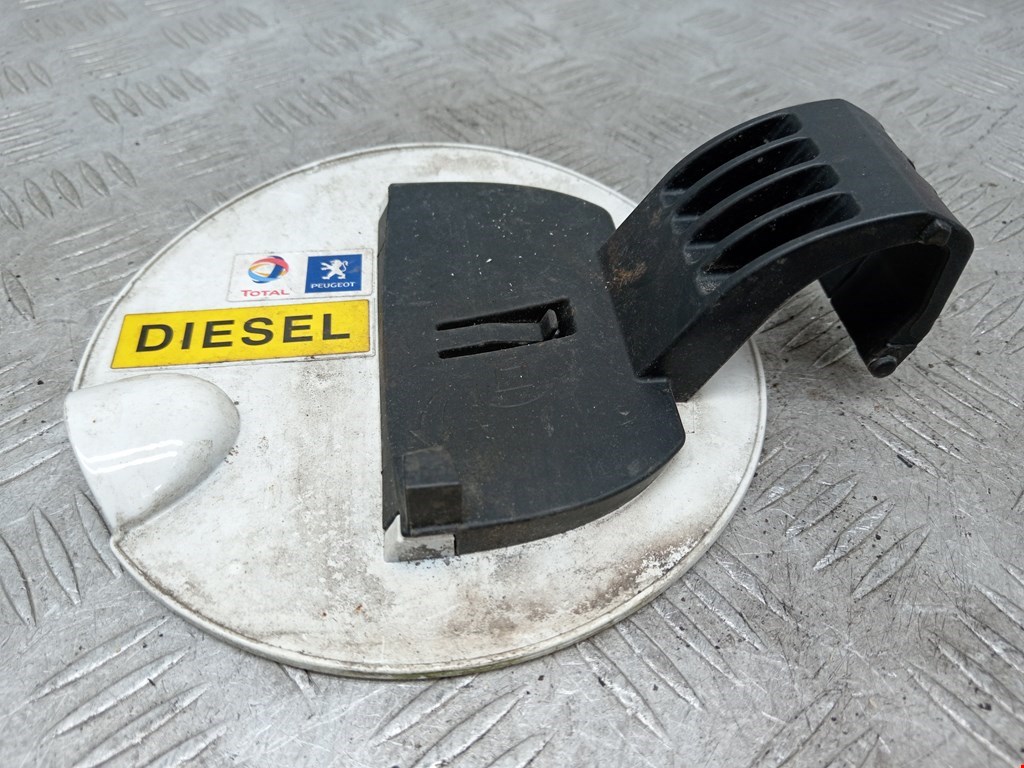Лючок бензобака PEUGEOT 207 2006-2015