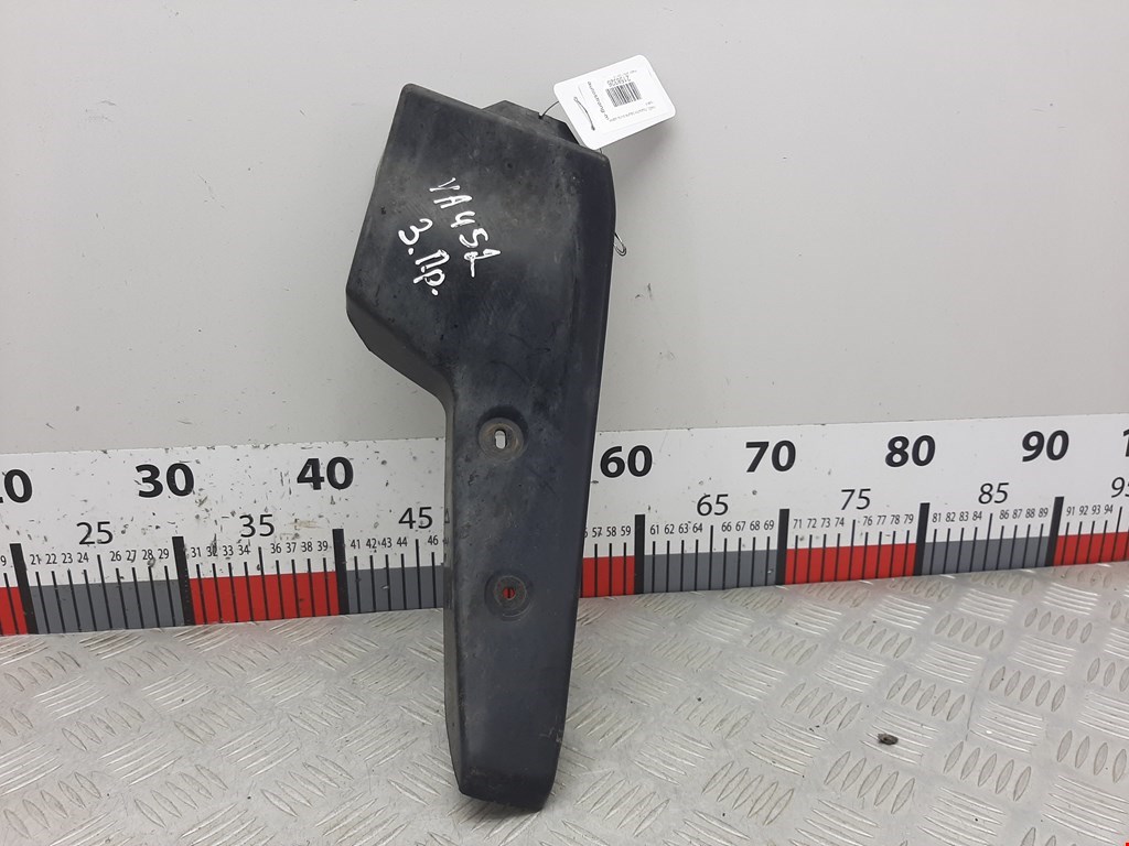 Подкрылок (защита крыла) задний правый Mazda Demio 1 DW (1996-2003)