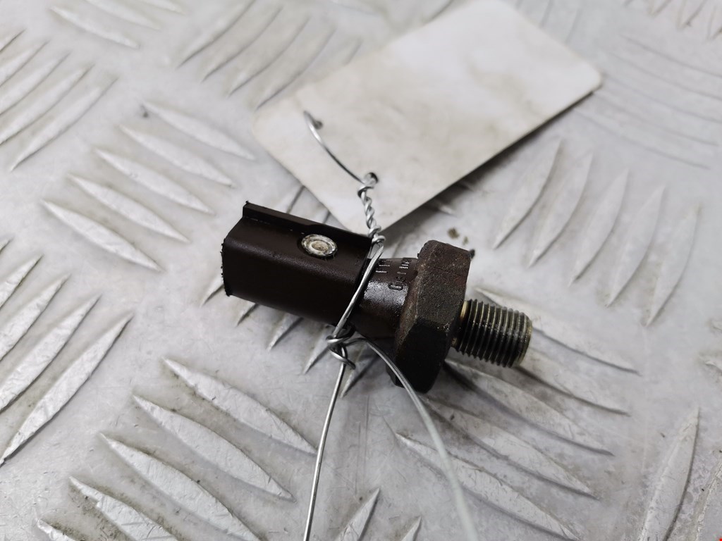 Датчик давления масла SKODA Fabia MK1 1999-2006