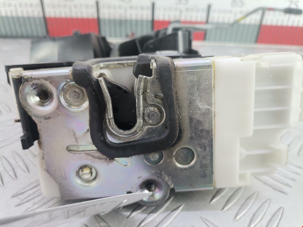 Замок двери задней правой MERCEDES-BENZ R-Class W251 2005-2017