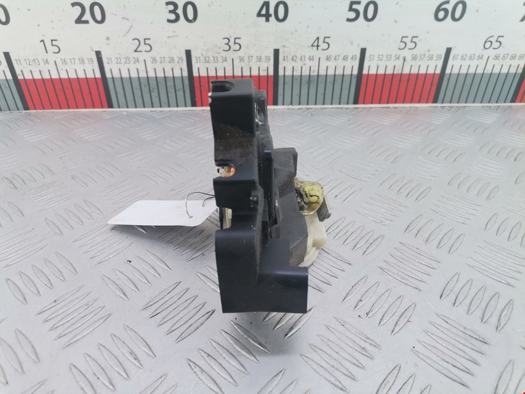 Замок двери задней правой MITSUBISHI Colt Z3 2003-2012