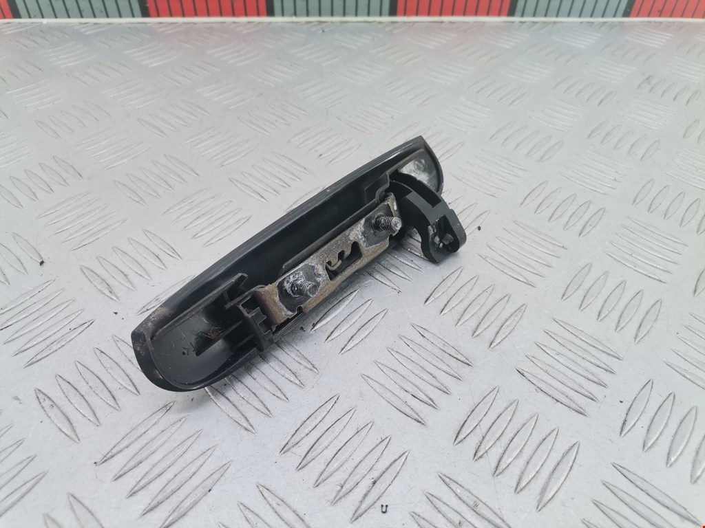 Ручка двери задней наружная левая MITSUBISHI Colt Z3 2003-2012