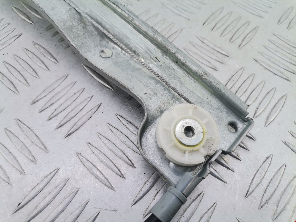 Стеклоподъемник задний правый MITSUBISHI Colt Z3 2003-2012