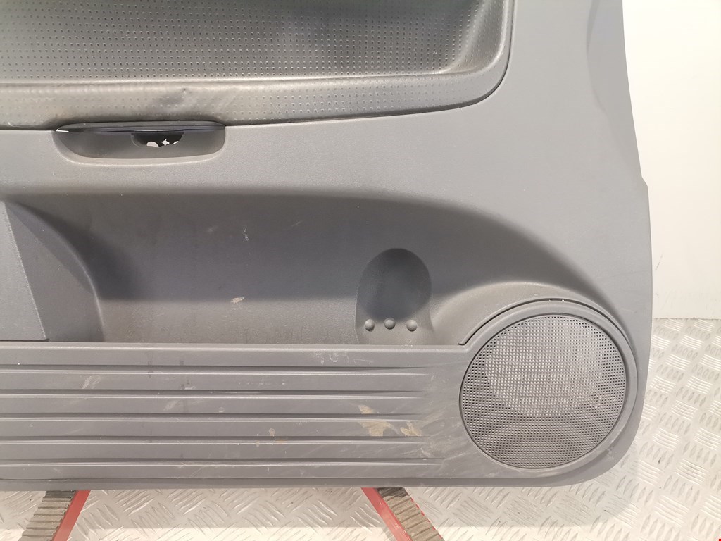 Обшивка двери передняя левая MITSUBISHI Colt Z3 2003-2012