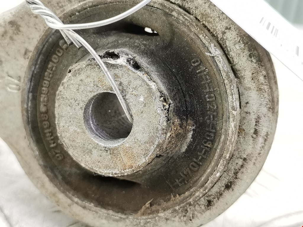 Рычаг передний правый AUDI A4 B5 1995-2001