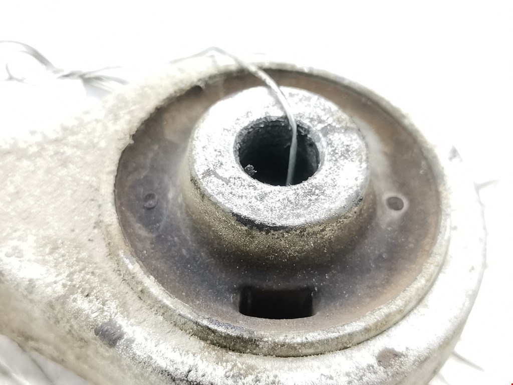 Рычаг передний правый VOLKSWAGEN Passat B5 1997-2005