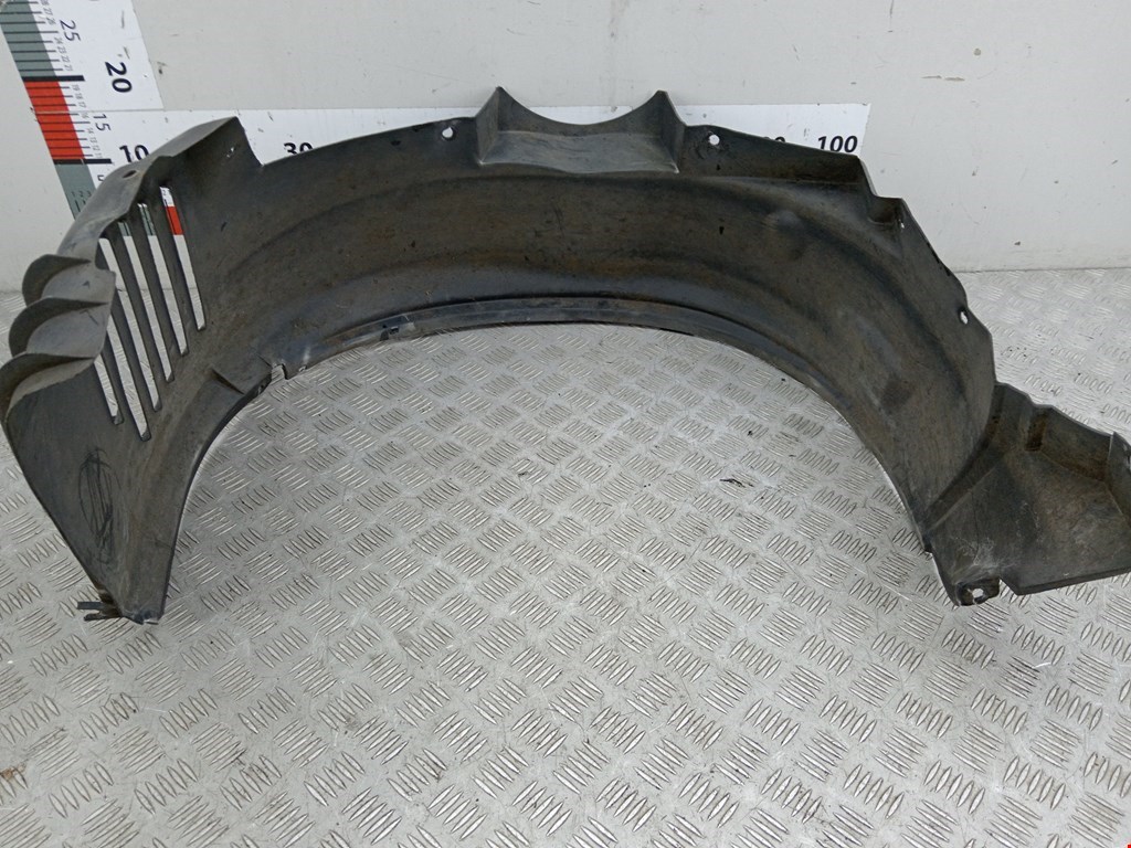 Локер (подкрылок) передний правый OPEL Omega B 1994-2004