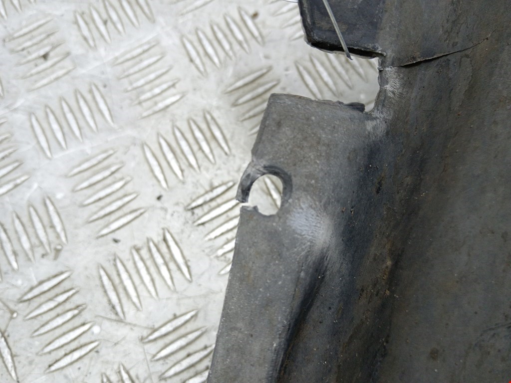 Локер (подкрылок) передний правый OPEL Omega B 1994-2004