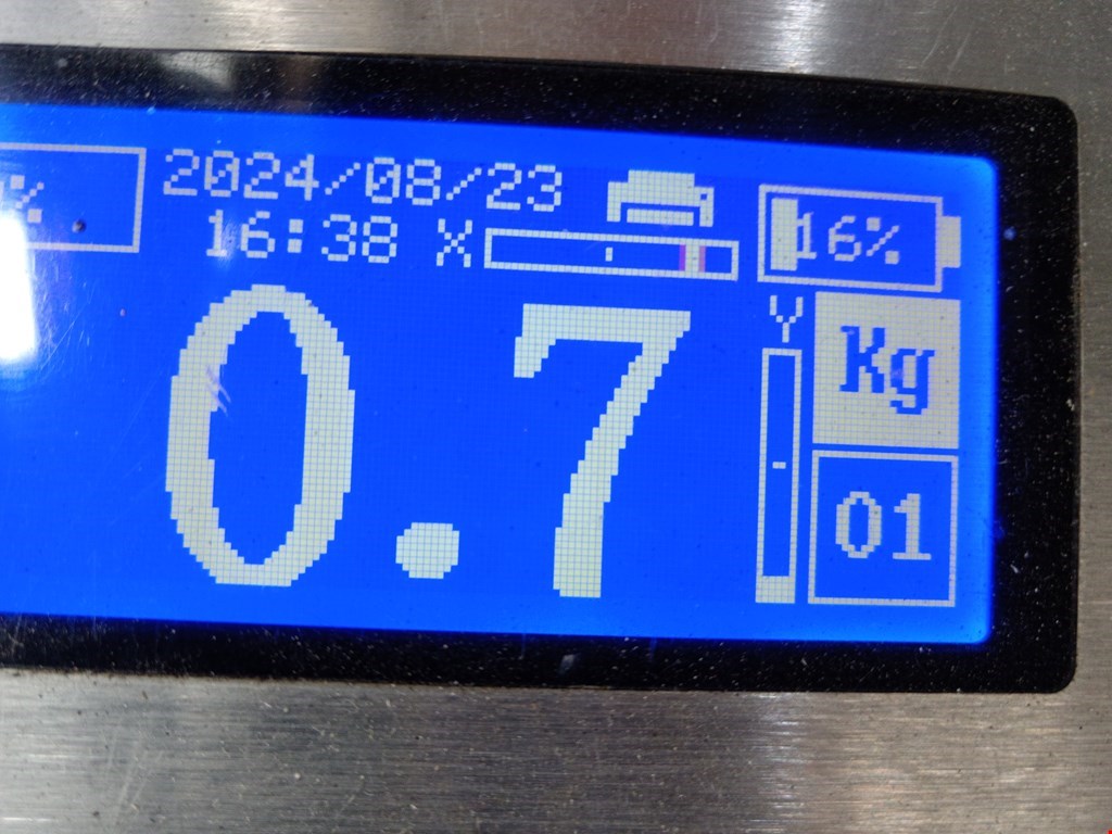 Локер (подкрылок) передний левый OPEL Omega B 1994-2004