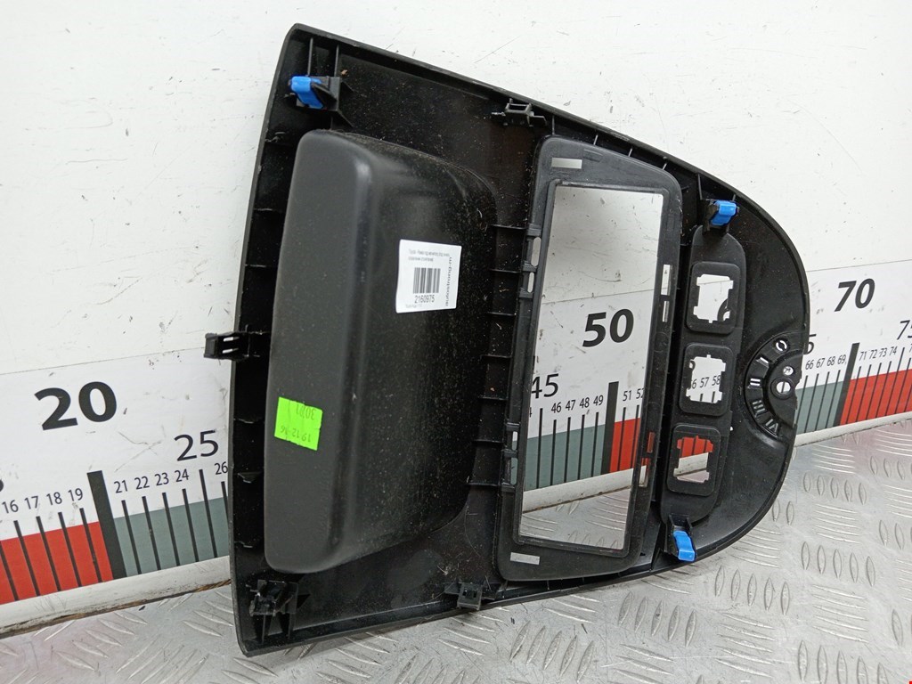 Рамка магнитолы TOYOTA Aygo AB10 2005-2014