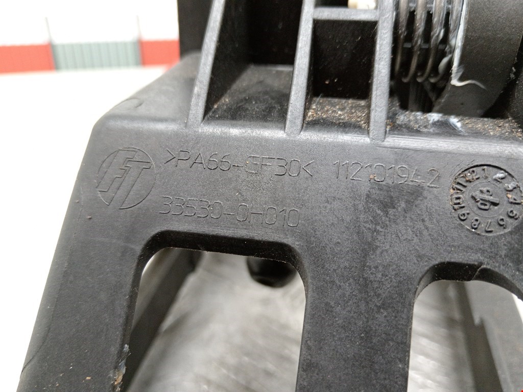 Кулиса (селектор) АКПП/МКПП в салоне TOYOTA Aygo AB10 2005-2014