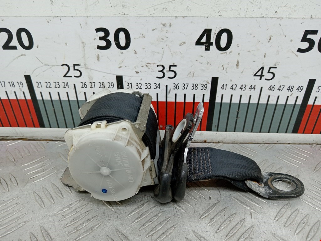 Ремень безопасности задний правый TOYOTA Aygo AB10 2005-2014