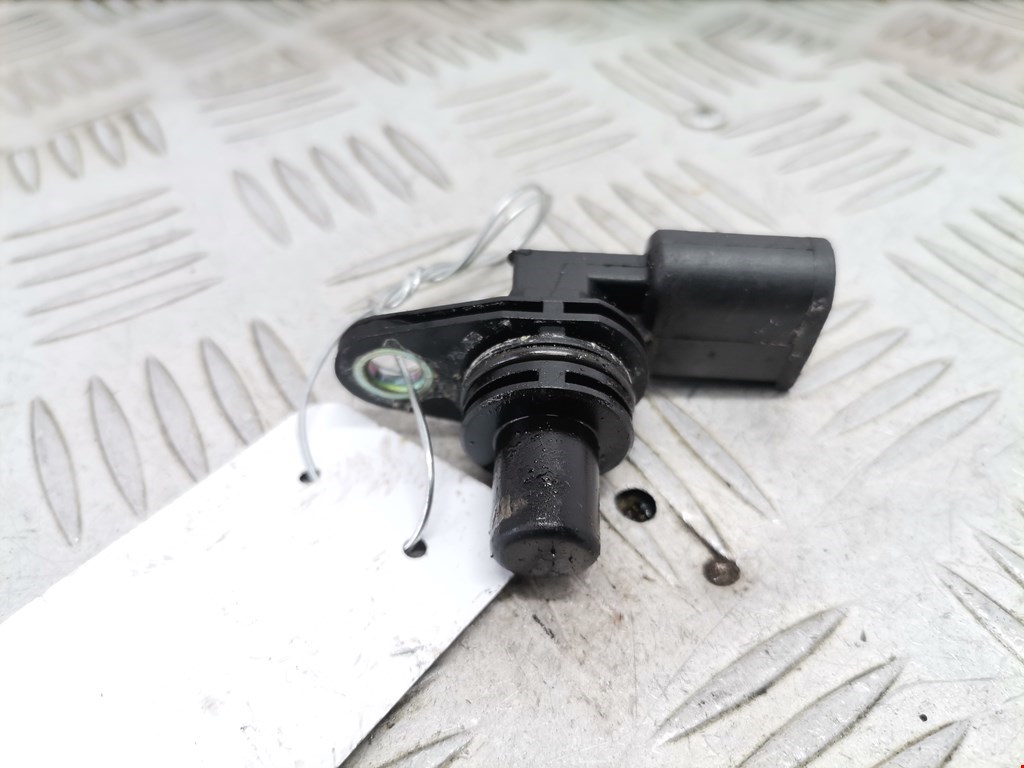 Датчик положения распредвала VOLKSWAGEN Golf IV 1997-2003