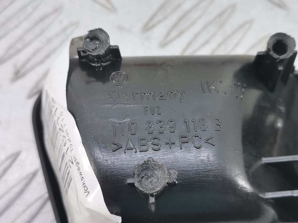 Ручка дверная задняя внутренняя левая VOLKSWAGEN Touran 2003-2010