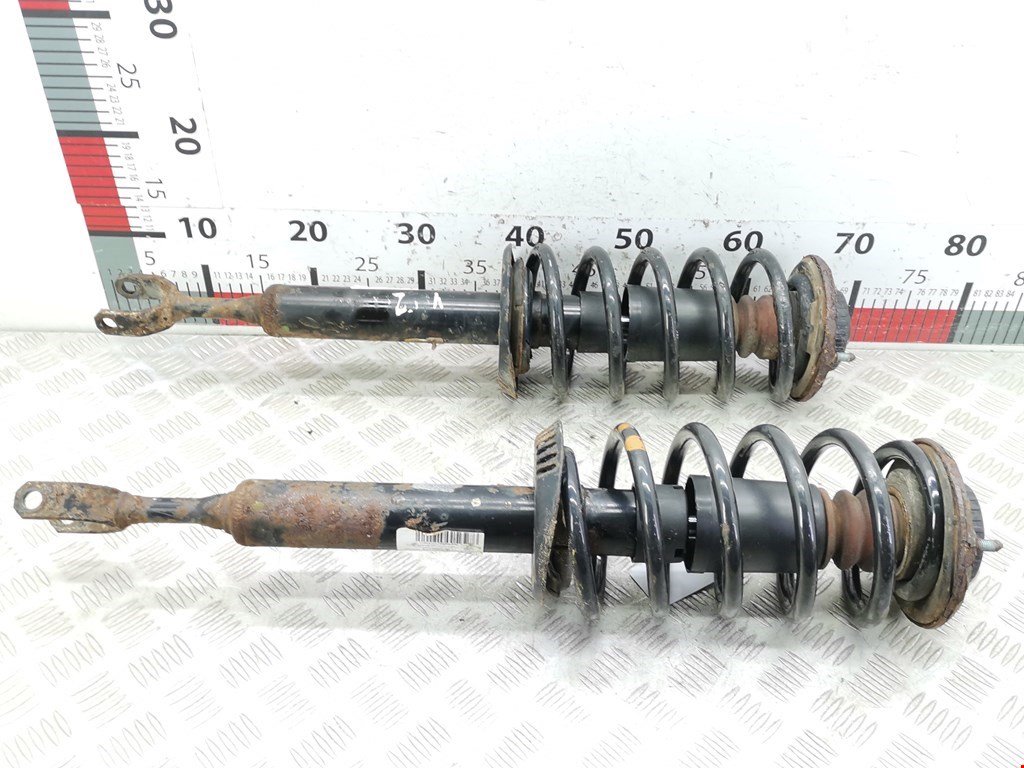 Амортизатор передний правый VOLKSWAGEN Passat B5 1997-2005