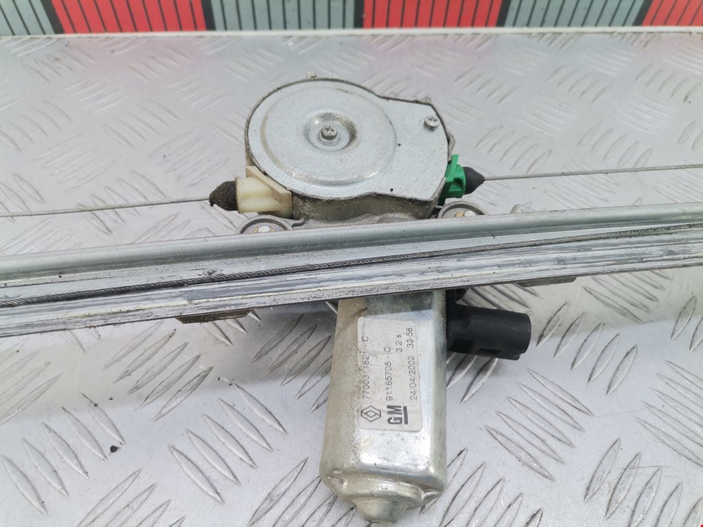 Стеклоподъемник передний правый RENAULT Trafic II 2001-2014