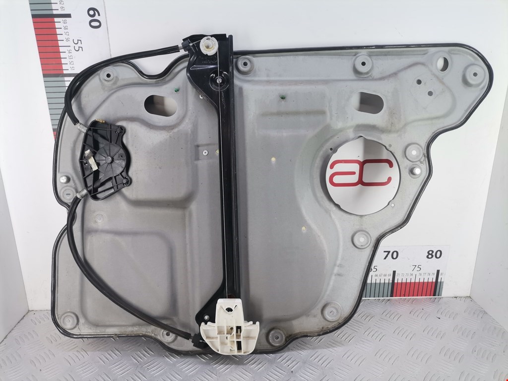 Стеклоподъемник задний левый VOLKSWAGEN Touran 2003-2010