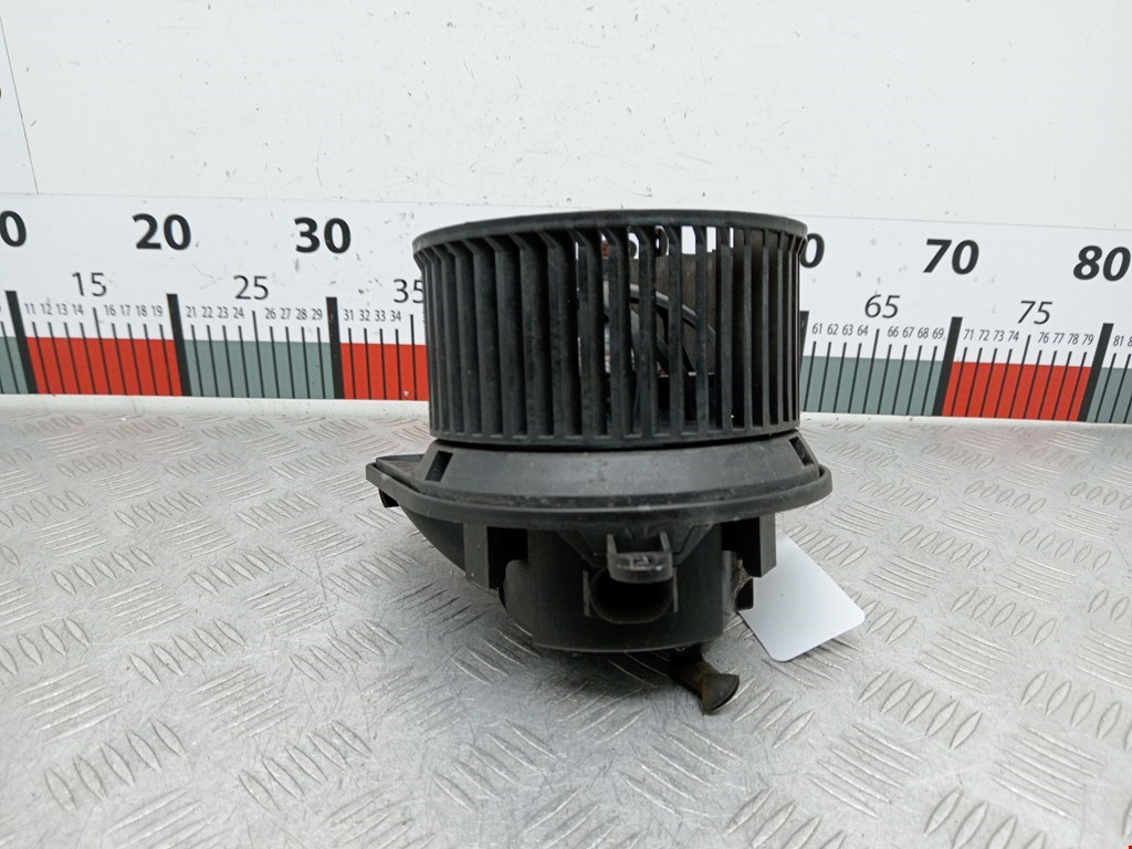 Моторчик (мотор) отопителя салона MERCEDES-BENZ Sprinter 901-905/Classic 909 1995-2006