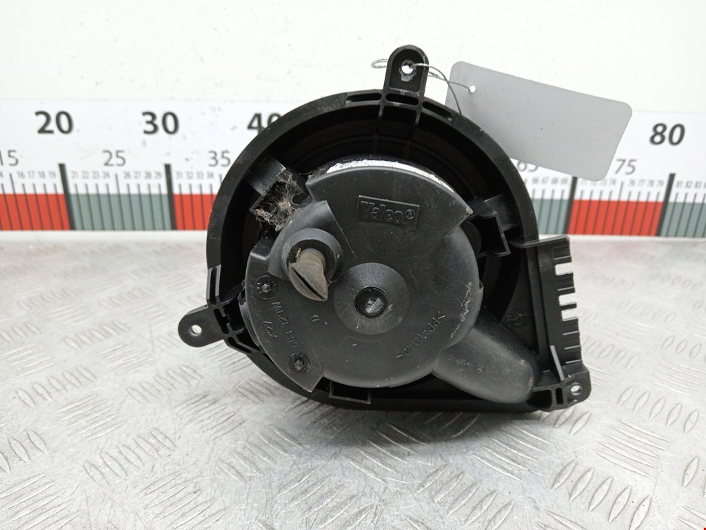 Моторчик (мотор) отопителя салона MERCEDES-BENZ Sprinter 901-905/Classic 909 1995-2006