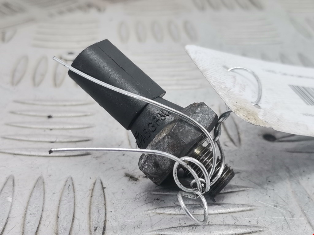 Датчик давления масла Volkswagen Golf 4 (1997-2004)