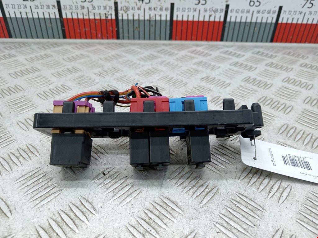 Блок реле AUDI A3 8P 2003-2013