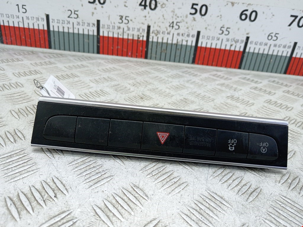 Блок кнопок AUDI A3 8P 2003-2013
