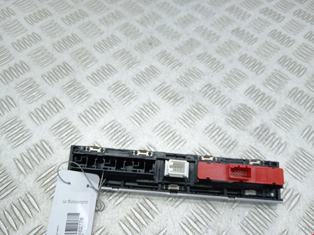 Блок кнопок AUDI A3 8P 2003-2013