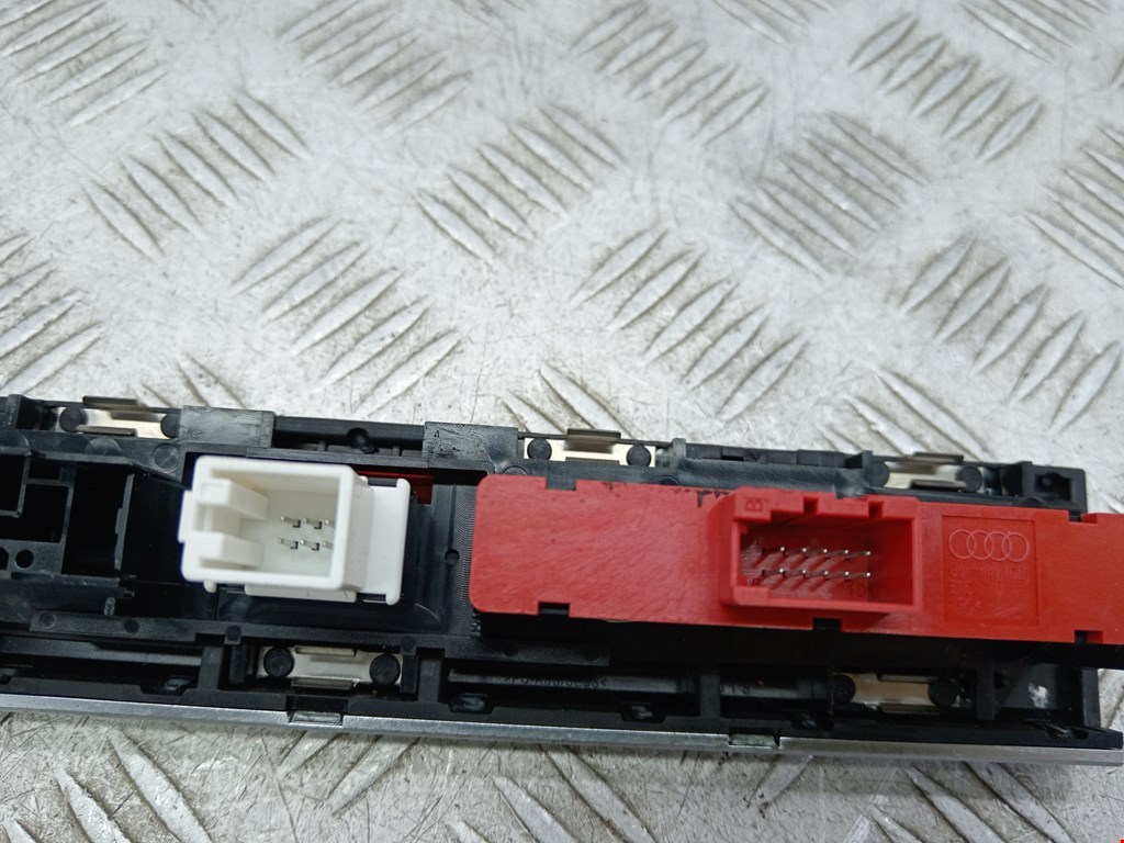 Блок кнопок AUDI A3 8P 2003-2013