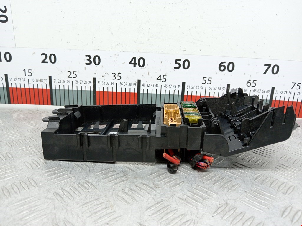 Датчик уровня в бачок омывателя AUDI A6 C6 2004-2010