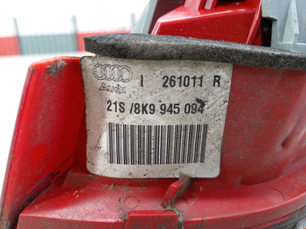 Фонарь задний внутренний правый AUDI A4 B8 2007-2015