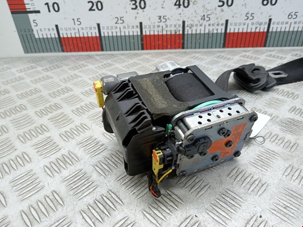 Ремень безопасности передний правый AUDI A4 B8 2007-2015