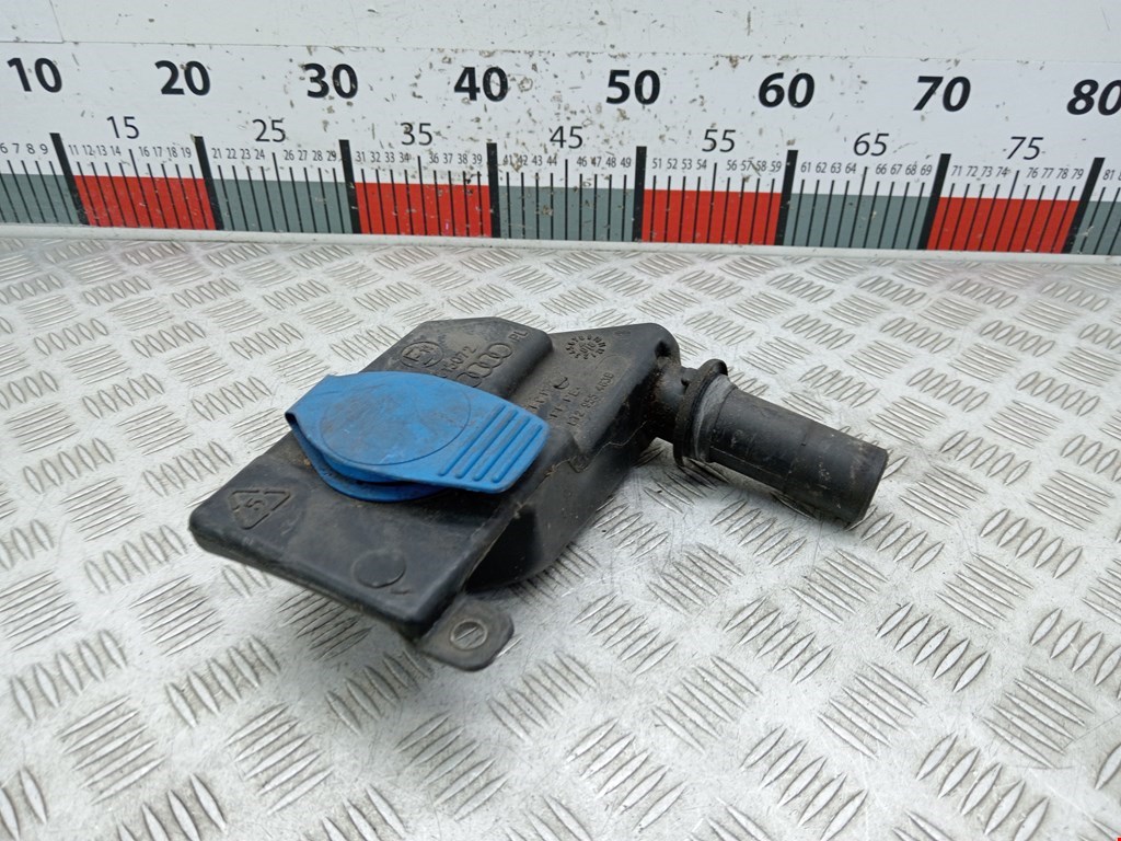 Бачок омывателя AUDI A4 B8 2007-2015