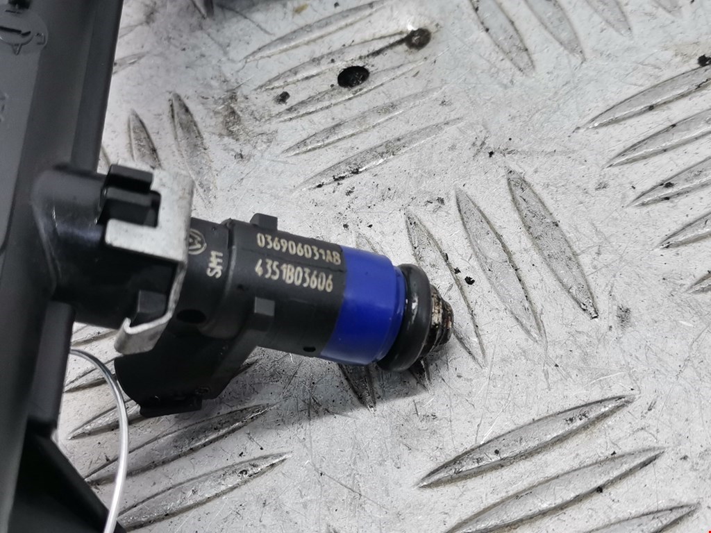 Форсунка дизельная электрическая SKODA Fabia MK1 1999-2006