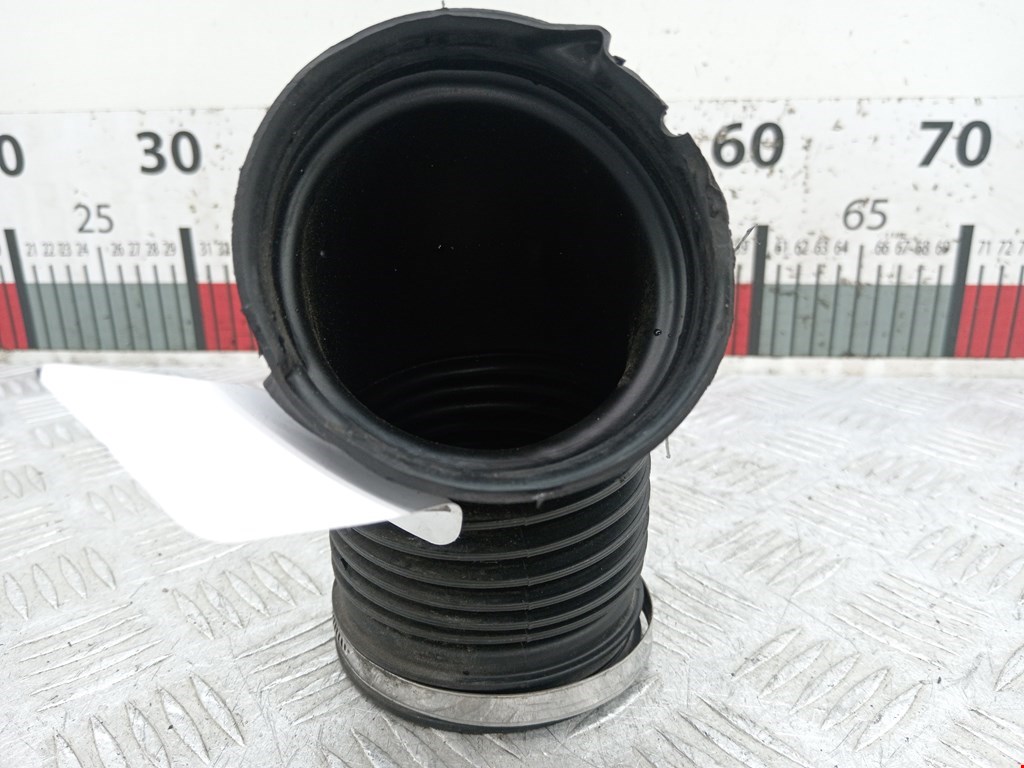 Патрубок воздушного фильтра BMW 3er E90/E91 2005-2012