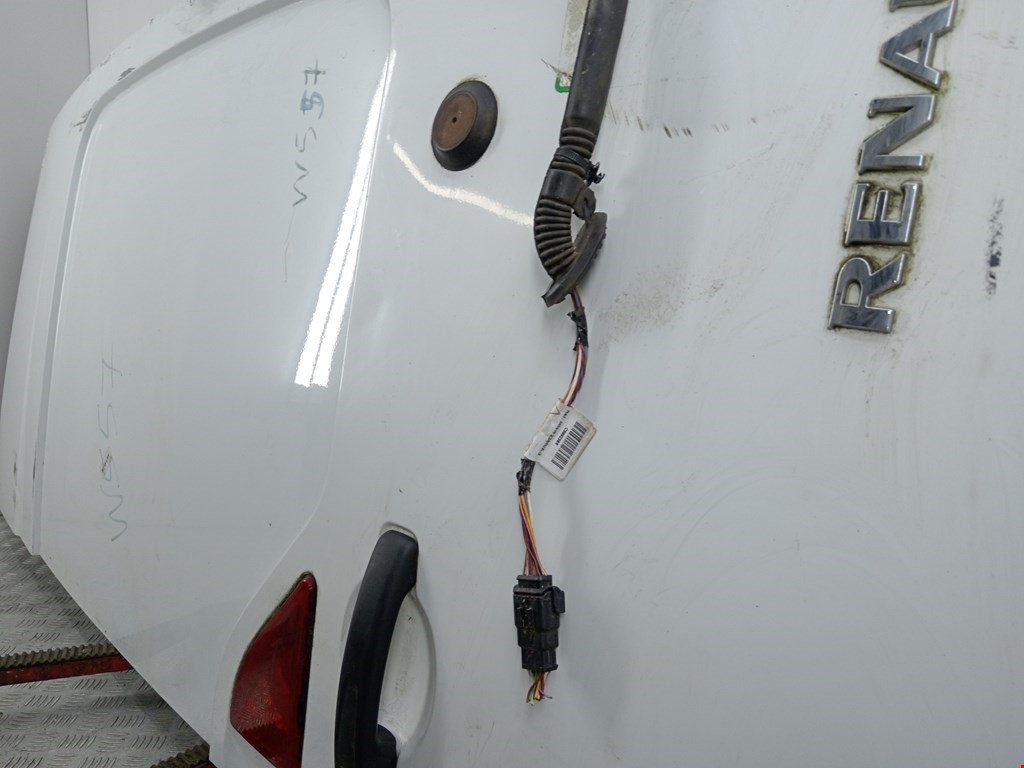 Бампер задний RENAULT Master 2010-н.в.