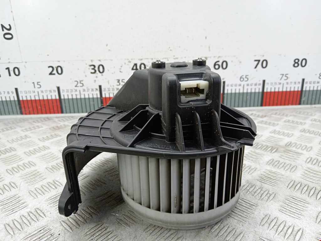 Моторчик (мотор) отопителя салона RENAULT Master 2010-н.в.