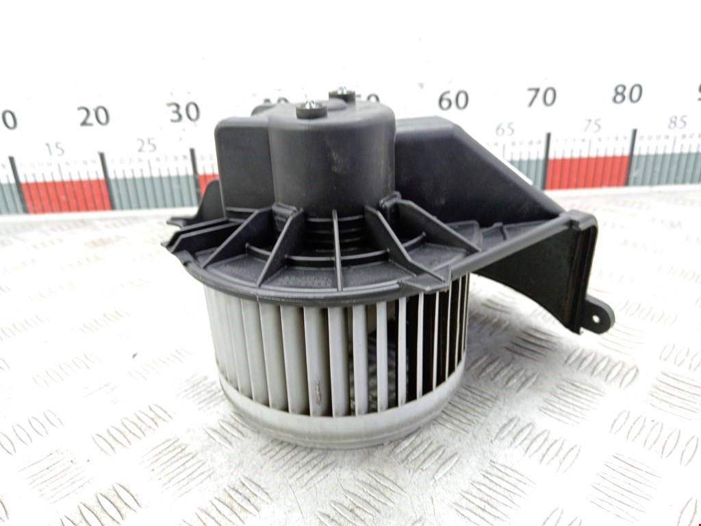 Моторчик (мотор) отопителя салона RENAULT Master 2010-н.в.