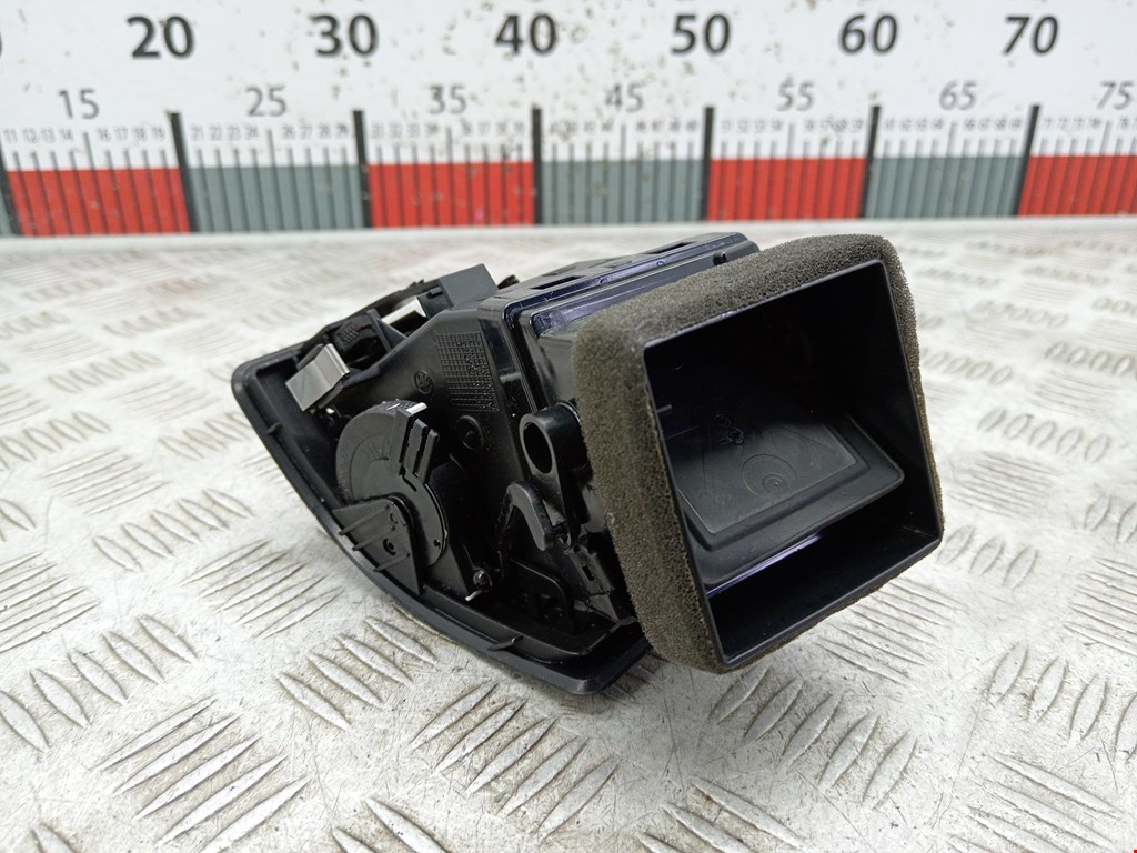 Дефлектор воздушный SKODA Octavia A5 1Z- 2004-2013