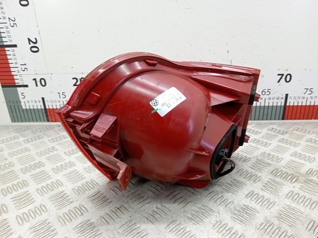 Фонарь задний правый VOLKSWAGEN Passat B6 2005-2011