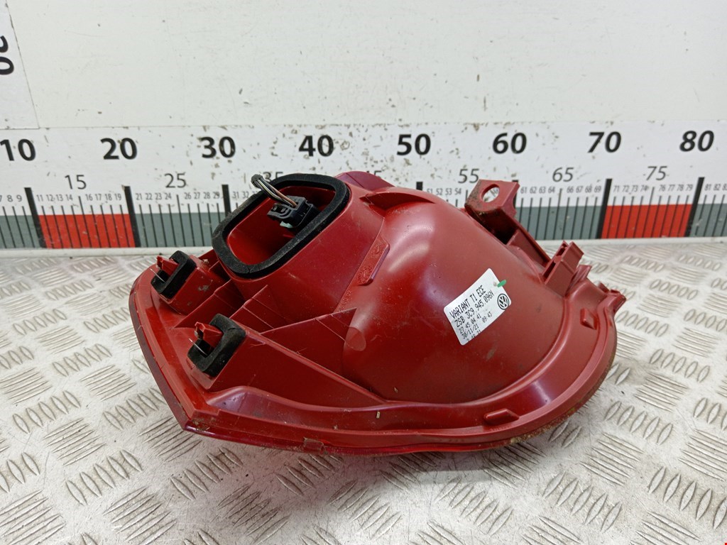 Фонарь задний правый VOLKSWAGEN Passat B6 2005-2011