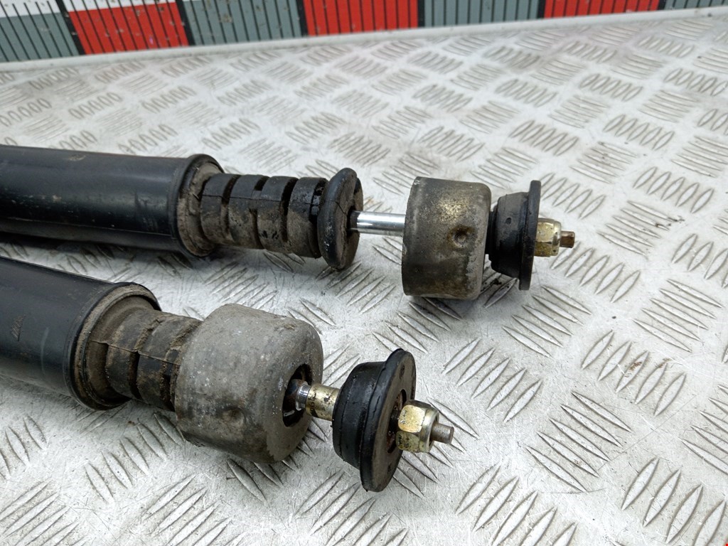 Амортизатор задний левый NISSAN Micra K12 2003-2010