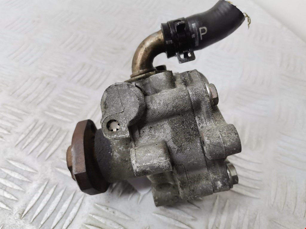 Насос гидроусилителя руля (ГУР) VOLKSWAGEN Golf IV 1997-2003