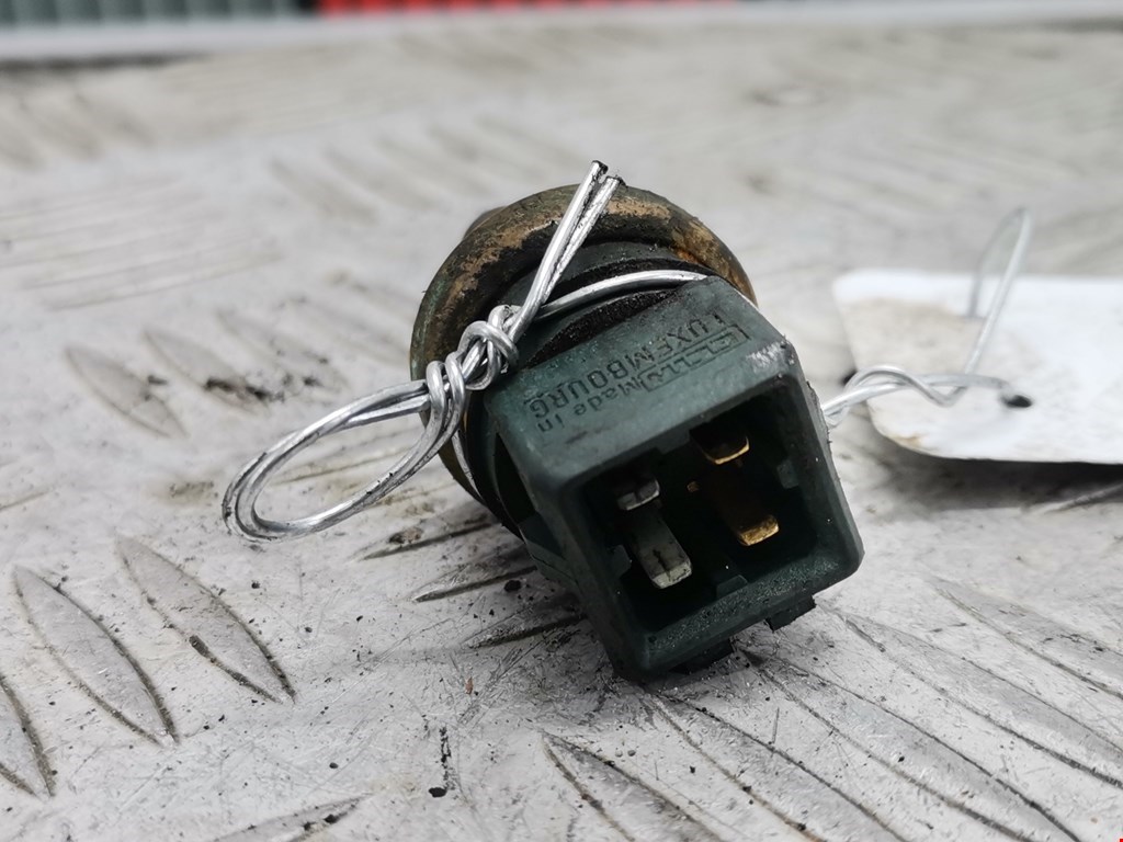 Датчик температуры (охлаждающей жидкости) AUDI A3 8L 1996-2003