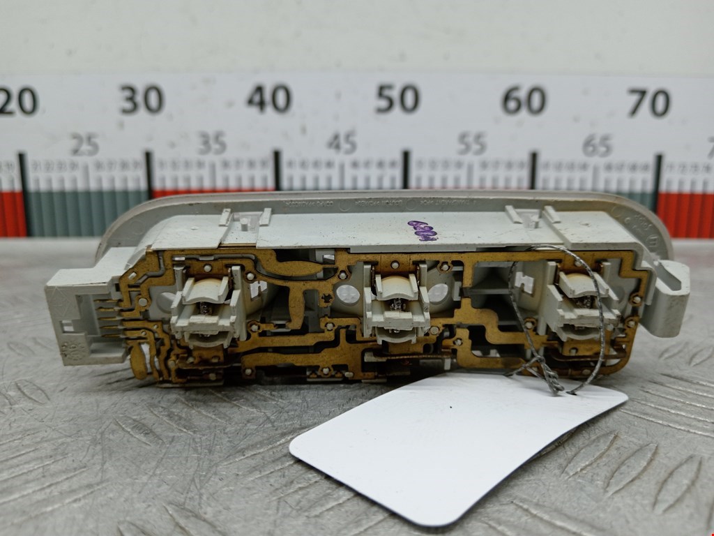 Плафон салонный (салона фонарь) RENAULT Megane II 2002-2009