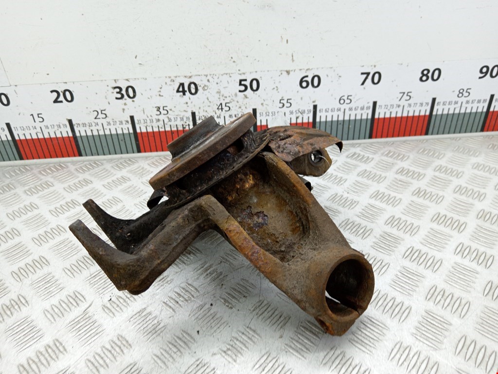 Ступица передняя правая VOLKSWAGEN Golf IV 1997-2003